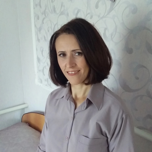 Степанова Елена Николаевна.