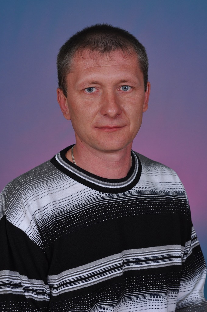 Зернов Игорь Федорович.